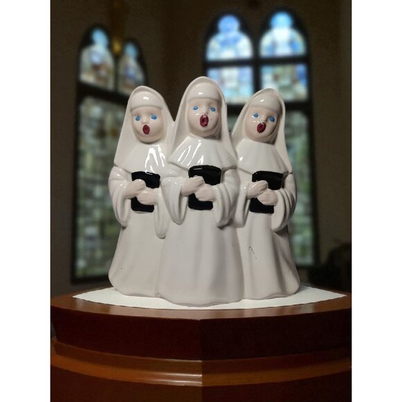 VTG 3 Singing Nuns in White Robes Ceramic 2 Candle Stick Holder - Picture 2 of 7